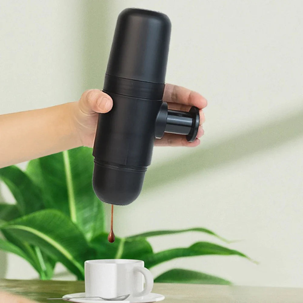 Manual pressurized coffee machine, small and portable handheld espresso machine for household, travel, and picnic use